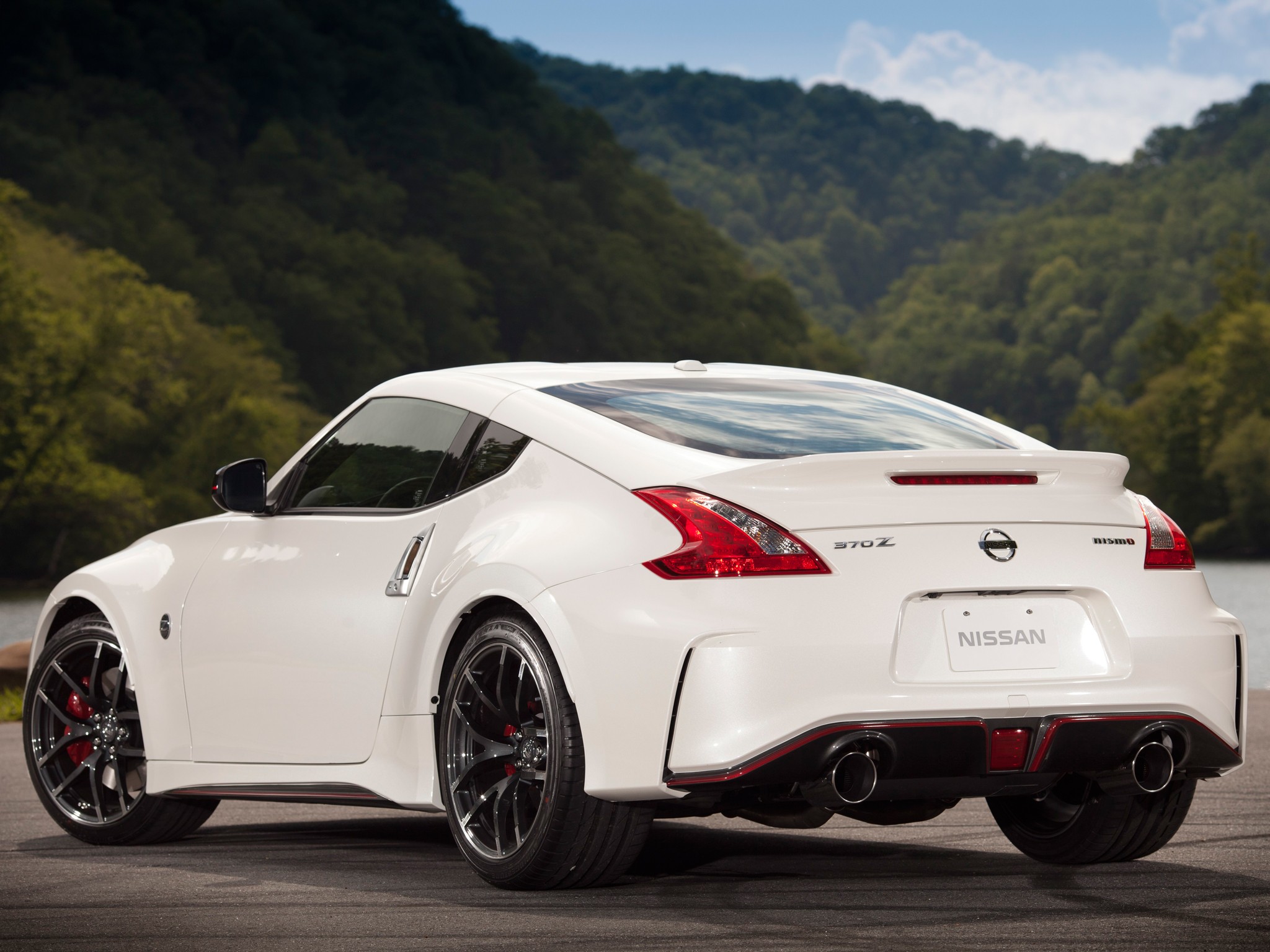 Nissan 370Z Nismo photo 21