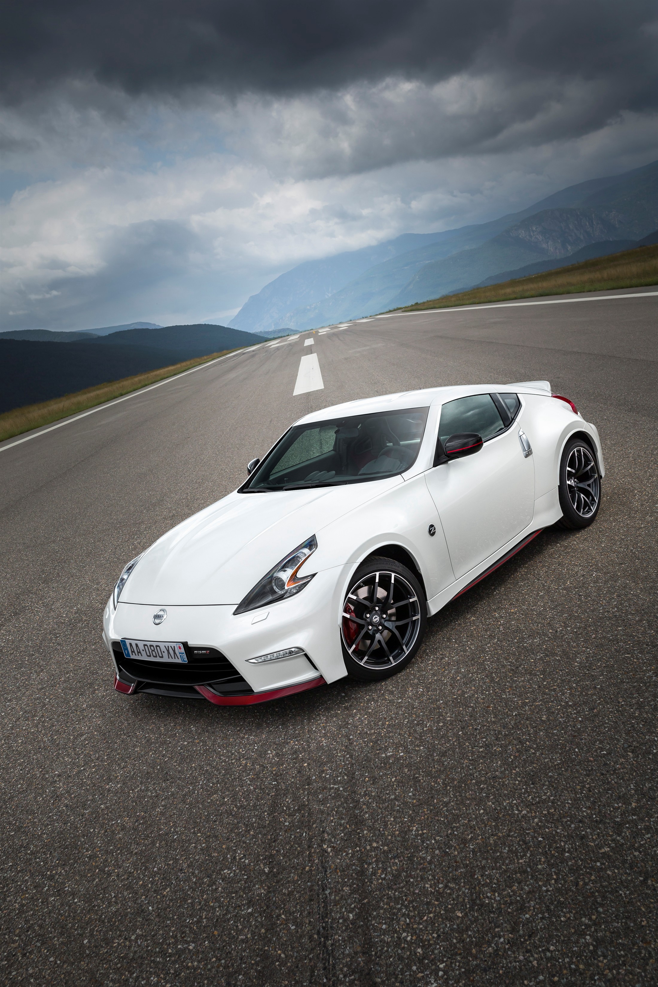 Nissan 370Z Nismo photo 23