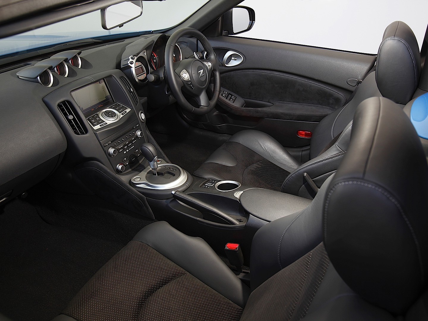 Nissan 370Z Roadster photo 71