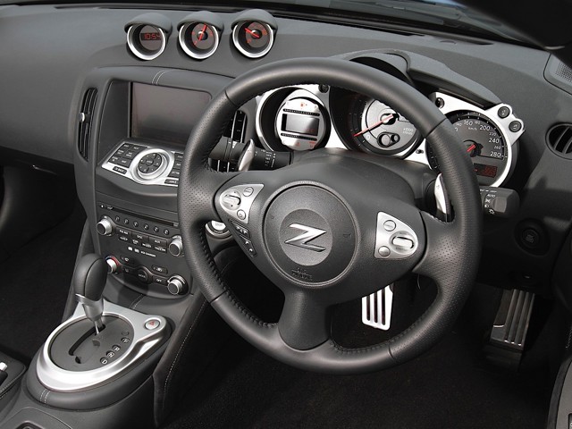 Nissan 370Z Roadster photo 74