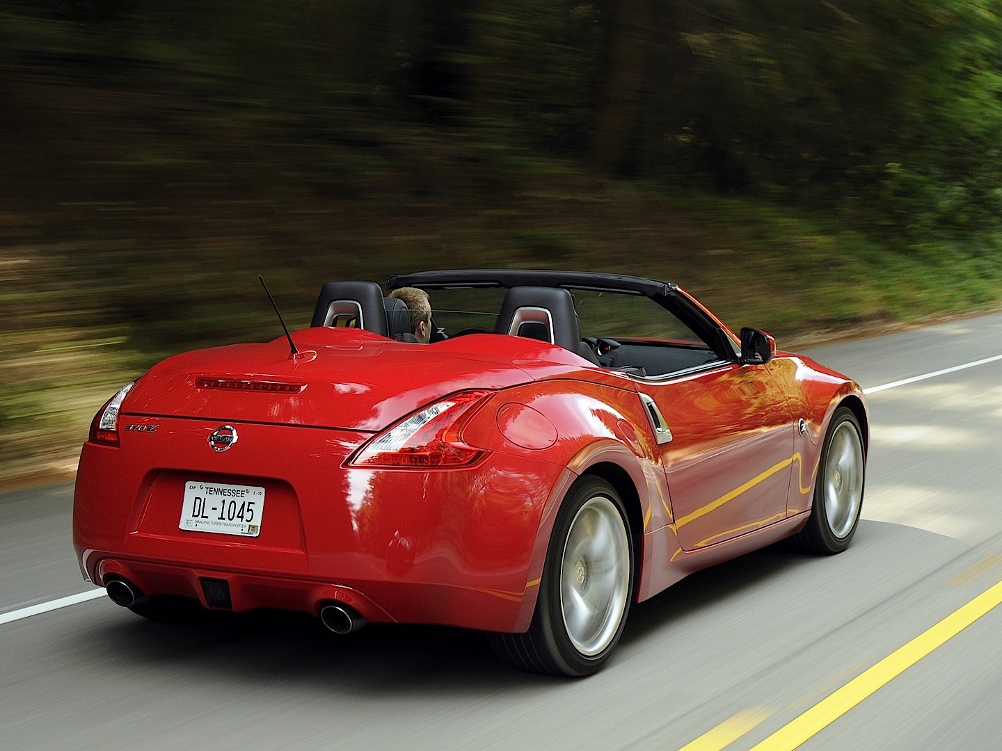 Nissan 370Z Roadster photo 19