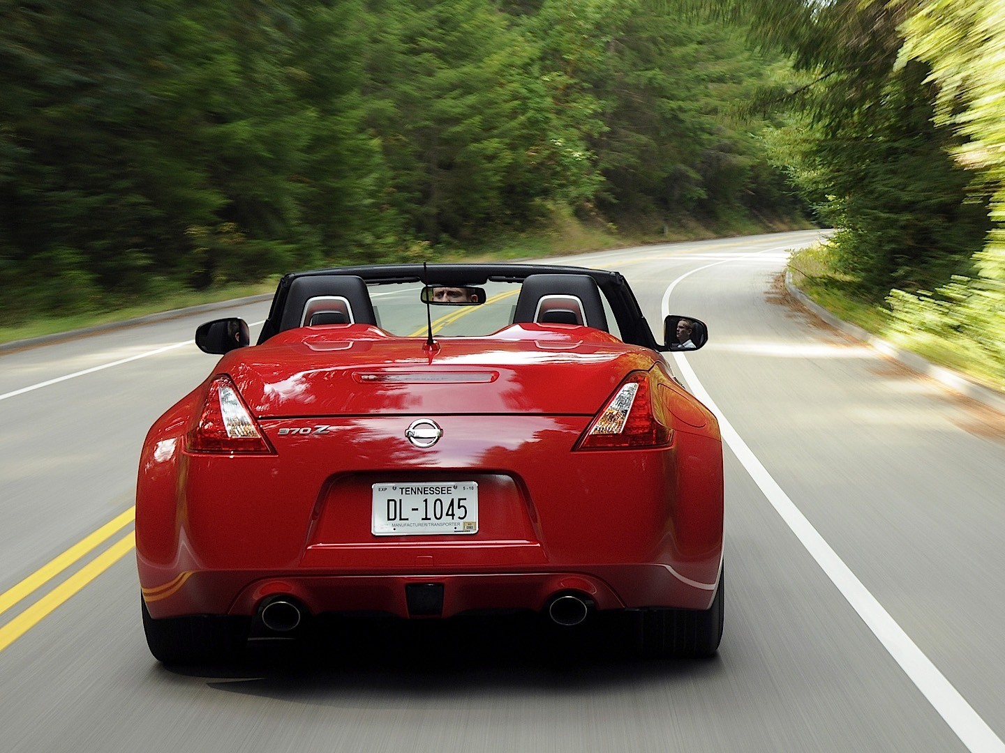 Nissan 370Z Roadster photo 36