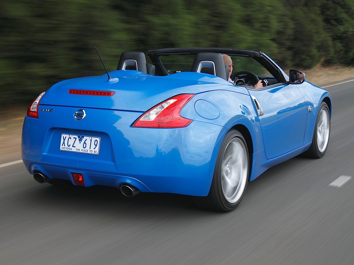 Nissan 370Z Roadster photo 40