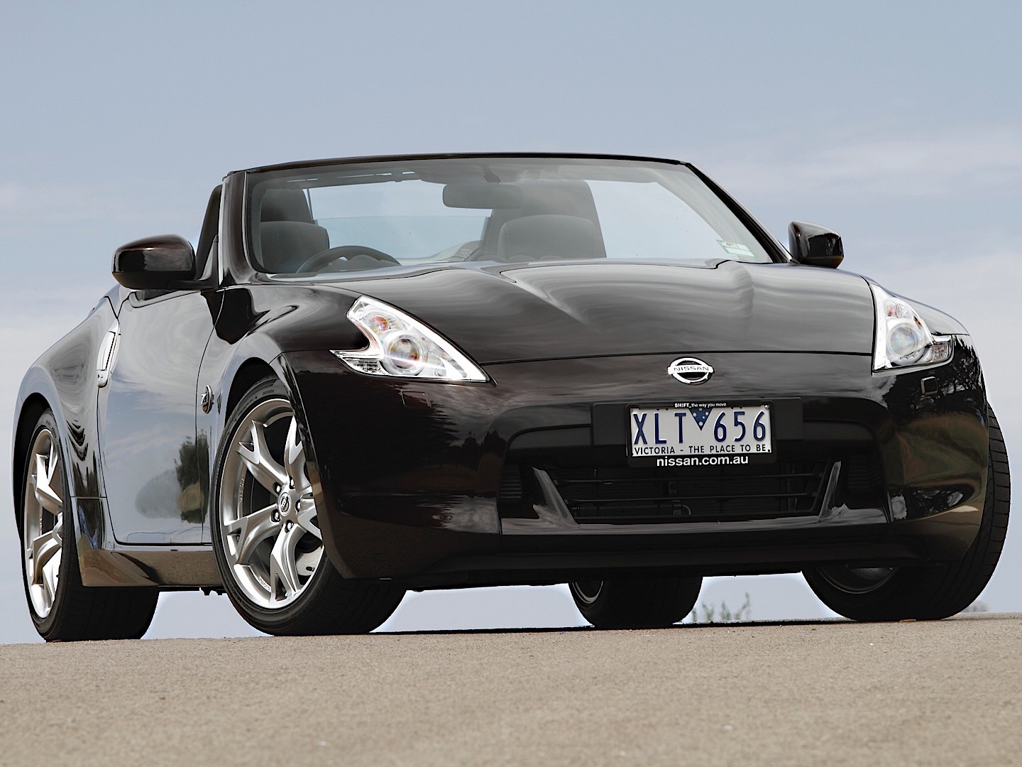 Nissan 370Z Roadster photo 54