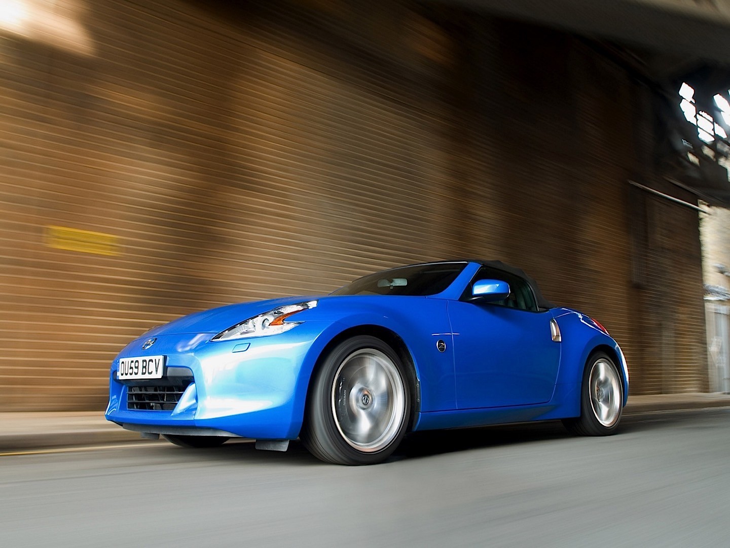 Nissan 370Z Roadster photo 57