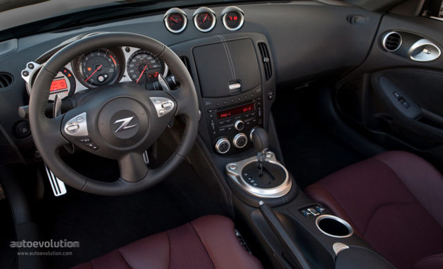 Nissan 370Z Roadster photo 65