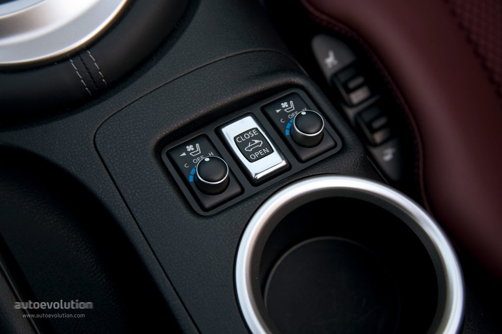 Nissan 370Z Roadster photo 66