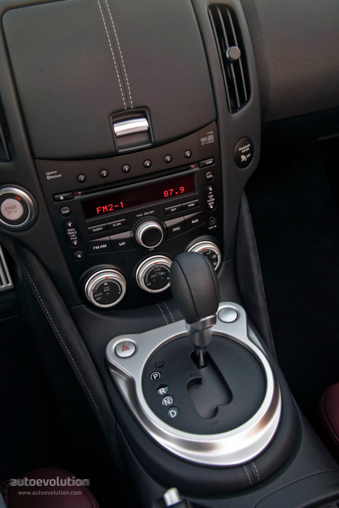 Nissan 370Z Roadster photo 67