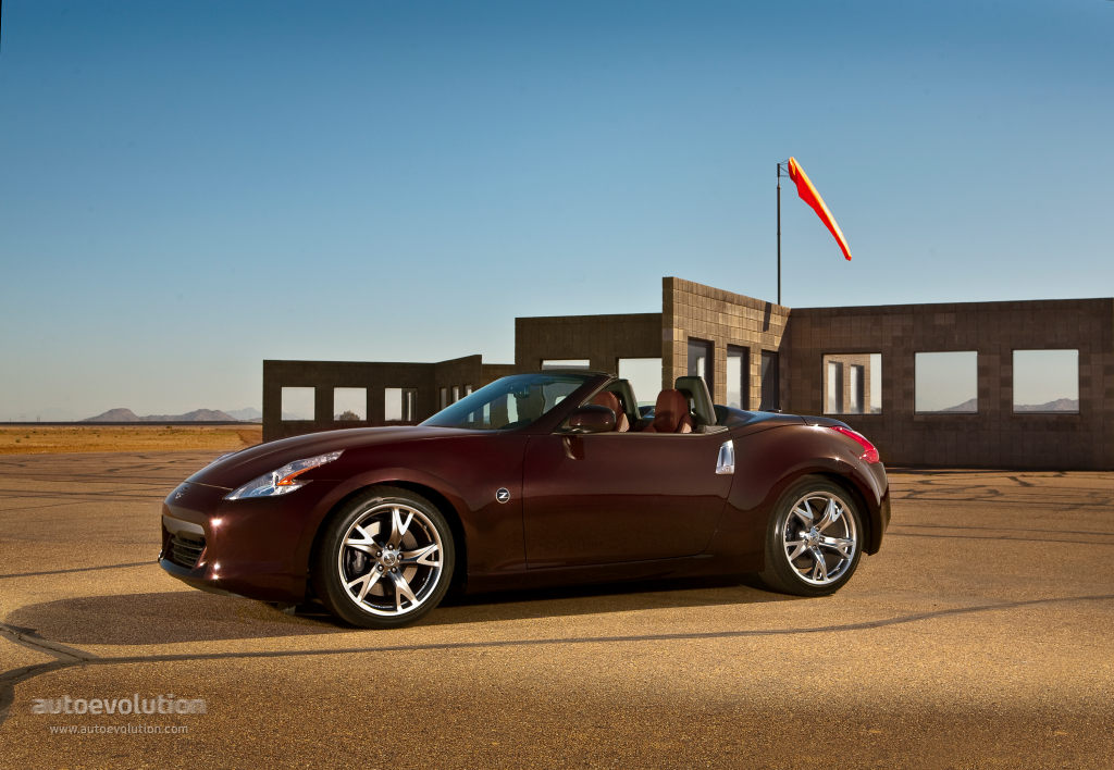 Nissan 370Z Roadster photo 5
