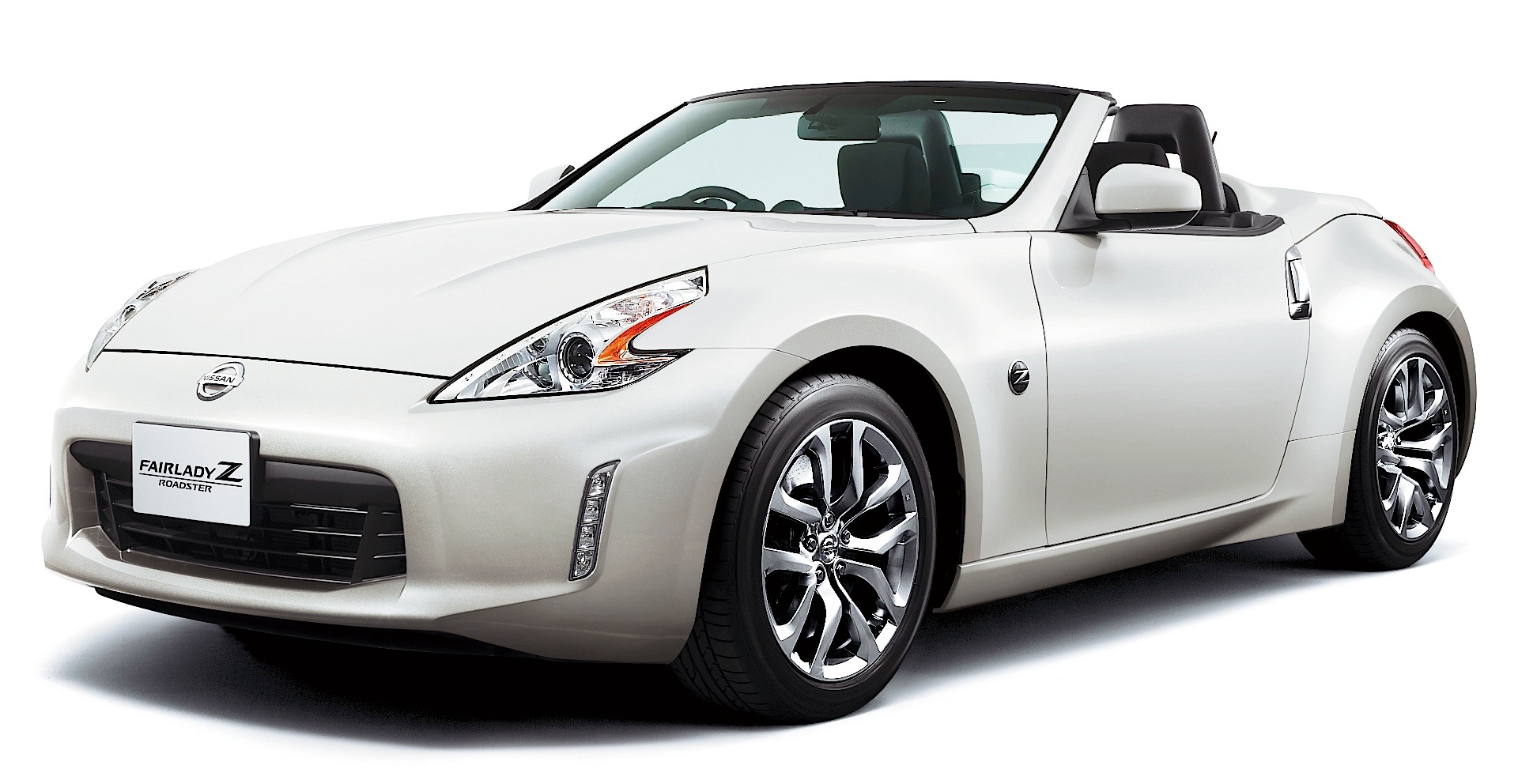 Nissan 370Z Roadster photo 6
