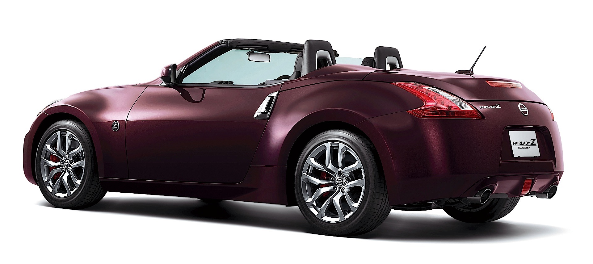 Nissan 370Z Roadster photo 9