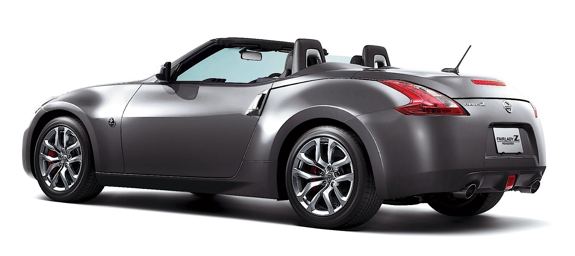 Nissan 370Z Roadster photo 10