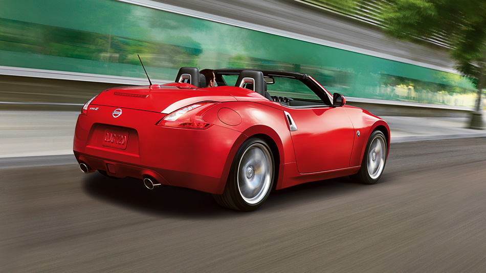 Nissan 370Z Roadster photo 15