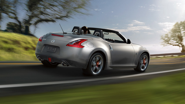 Nissan 370Z Roadster photo 19