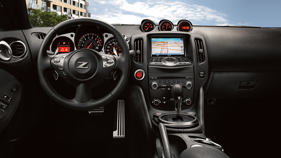 Nissan 370Z Roadster photo 38