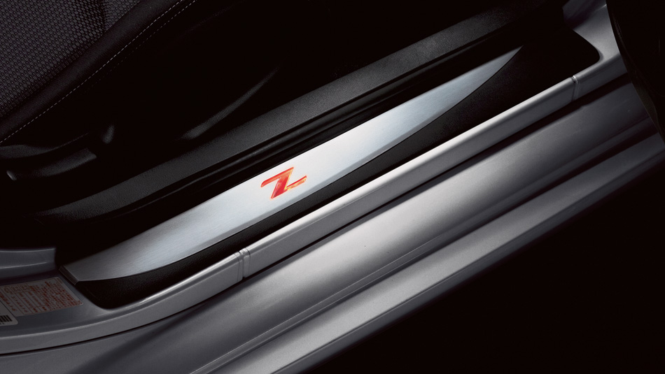 Nissan 370Z Roadster photo 39