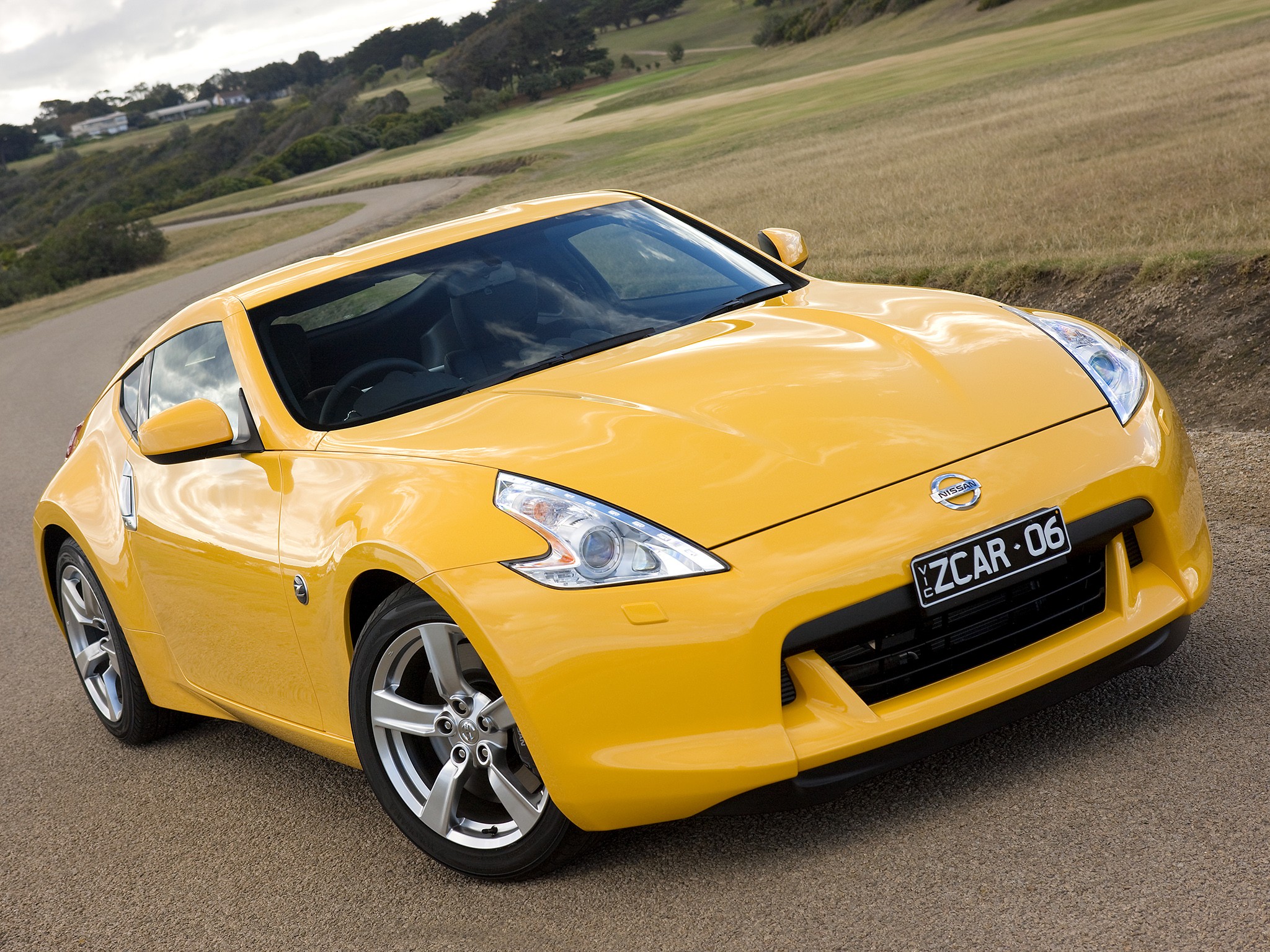 Nissan 370Z photo 100