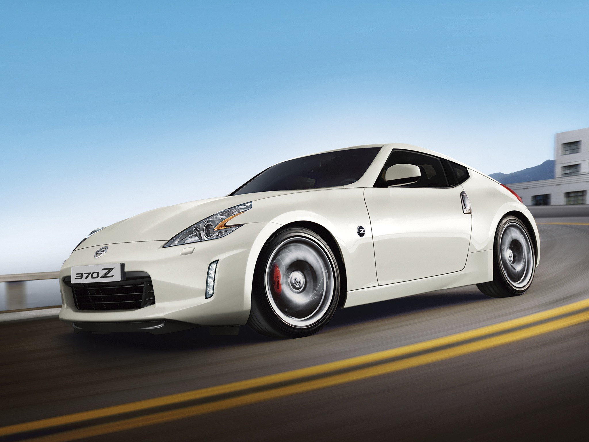 Nissan 370Z photo 28