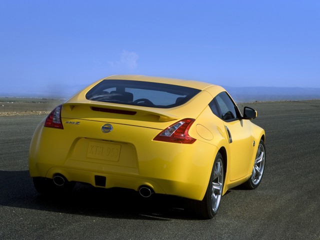 Nissan 370Z photo 39