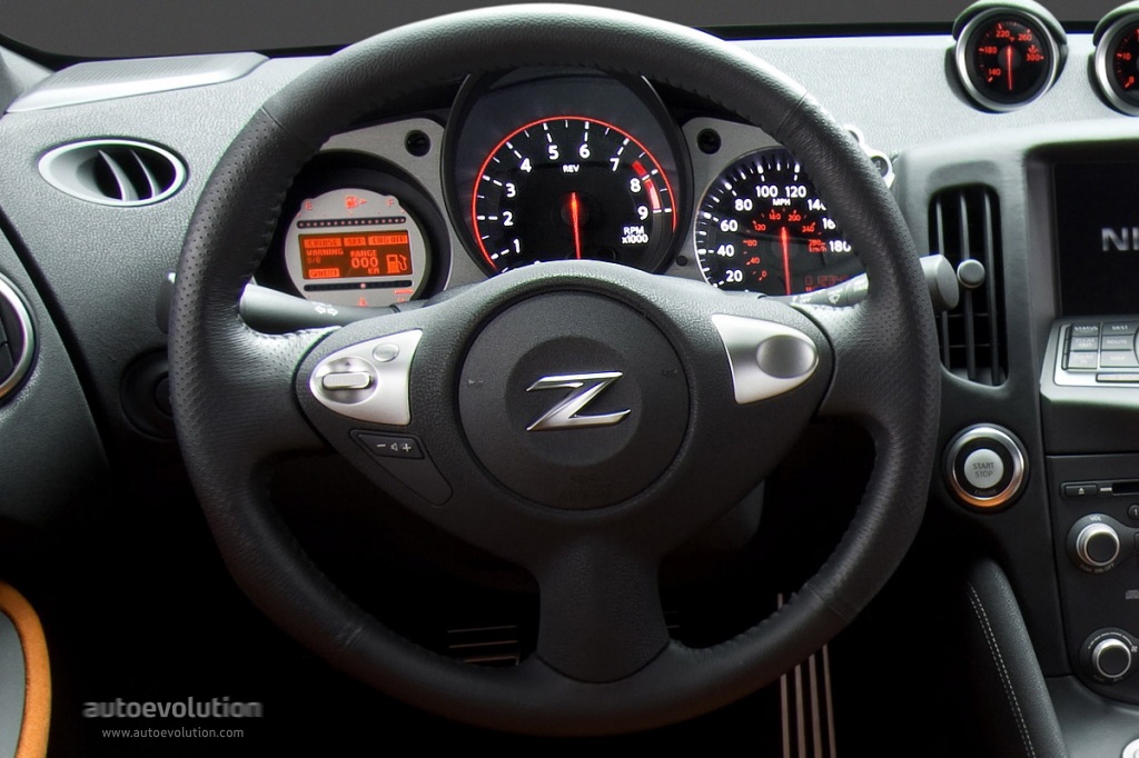 Nissan 370Z photo 109