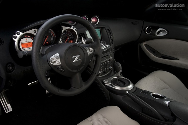 Nissan 370Z photo 111