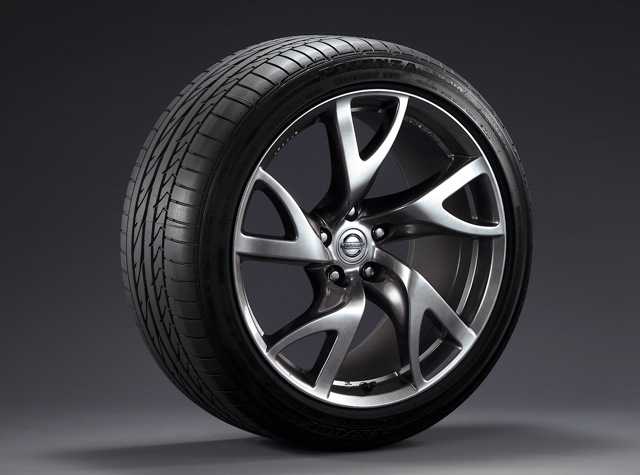 Nissan 370Z photo 45