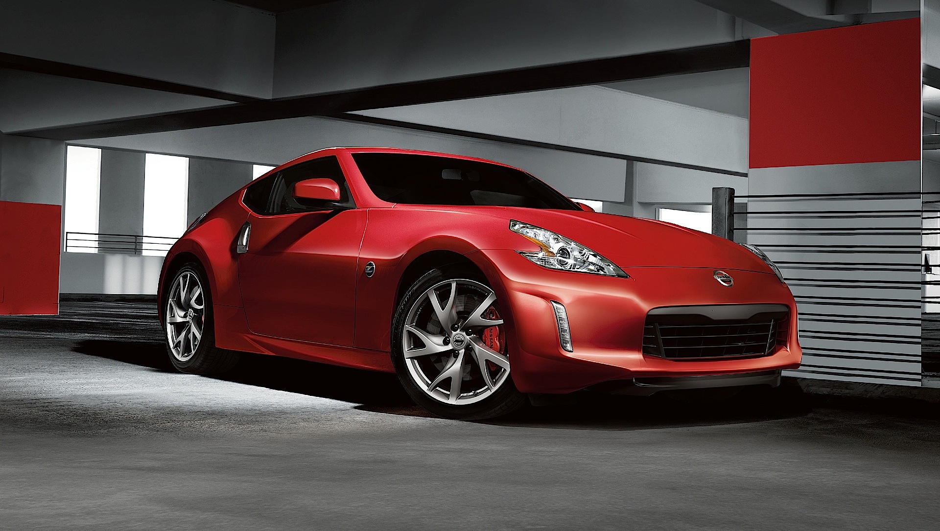 Nissan 370Z photo 7
