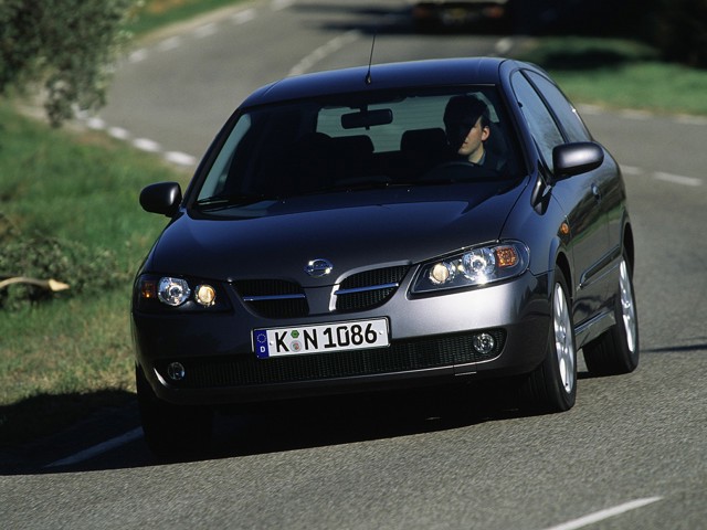 Nissan Almera / Pulsar 3 Doors photo 10