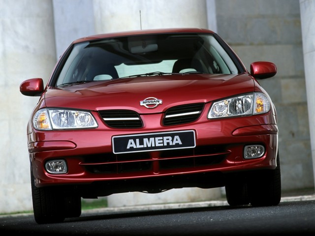 Nissan Almera / Pulsar 5 Doors photo 8