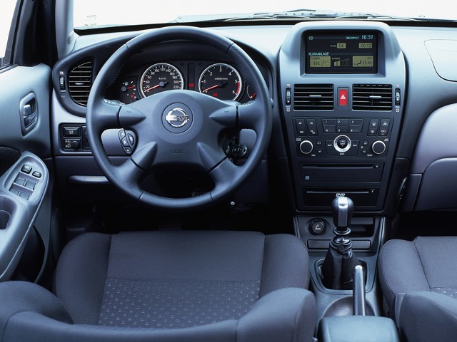 Nissan Almera / Pulsar 5 Doors photo 35
