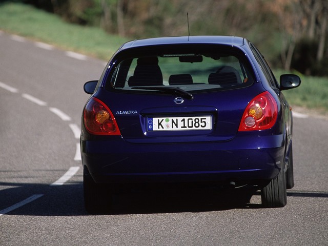Nissan Almera / Pulsar 5 Doors photo 12