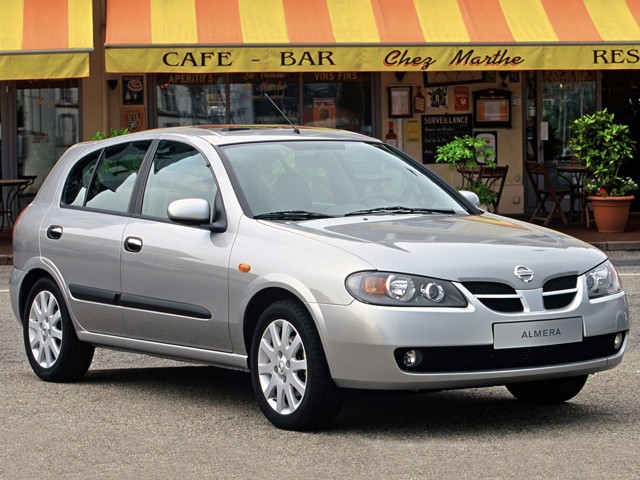 Nissan Almera / Pulsar 5 Doors photo 14