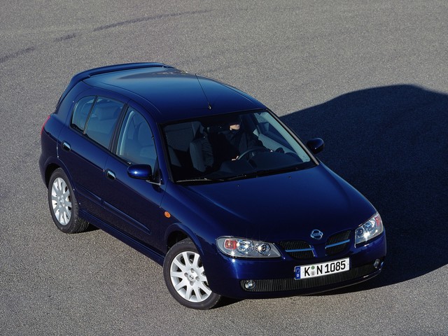 Nissan Almera / Pulsar 5 Doors photo 17