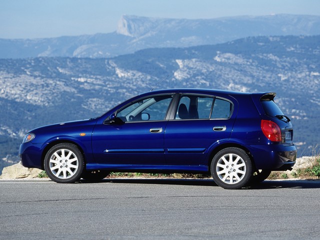 Nissan Almera / Pulsar 5 Doors photo 23