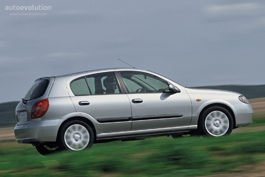 Nissan Almera / Pulsar 5 Doors photo 7