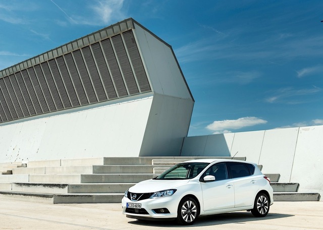 Nissan Almera / Pulsar 5 Doors photo 4