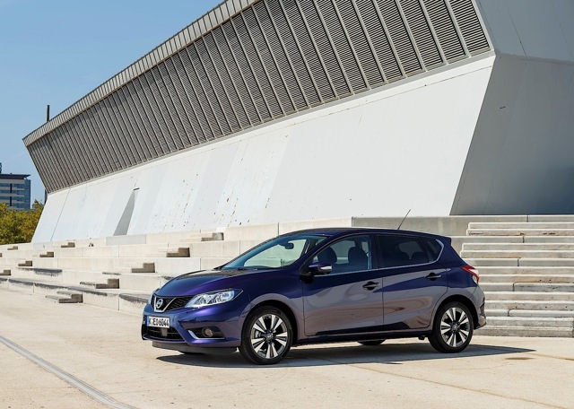 Nissan Almera / Pulsar 5 Doors photo 12