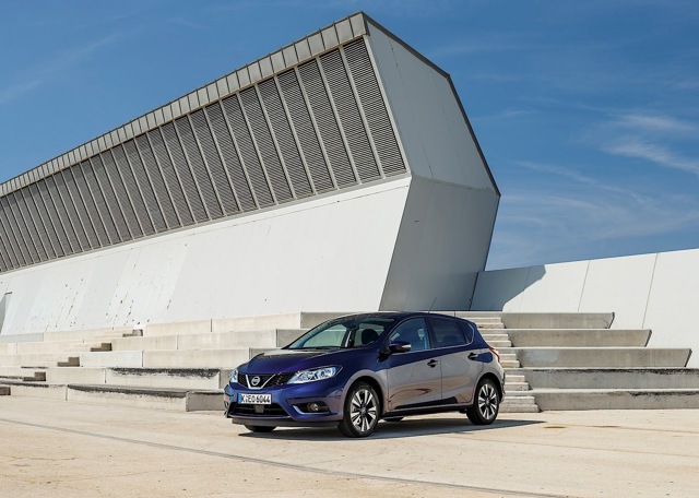 Nissan Almera / Pulsar 5 Doors photo 13