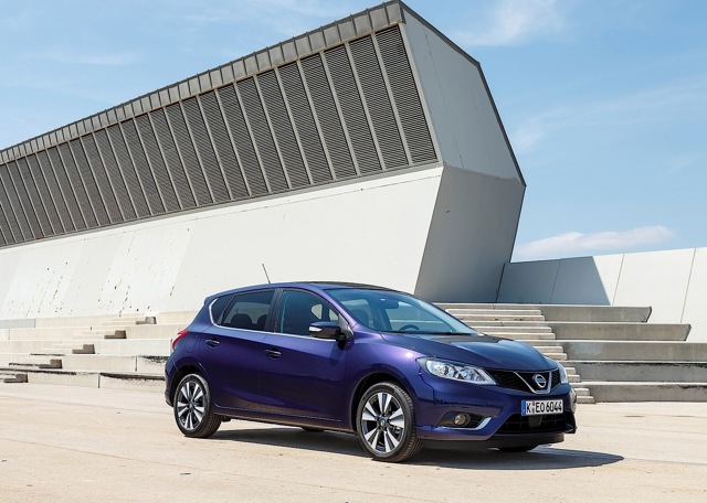 Nissan Almera / Pulsar 5 Doors photo 14