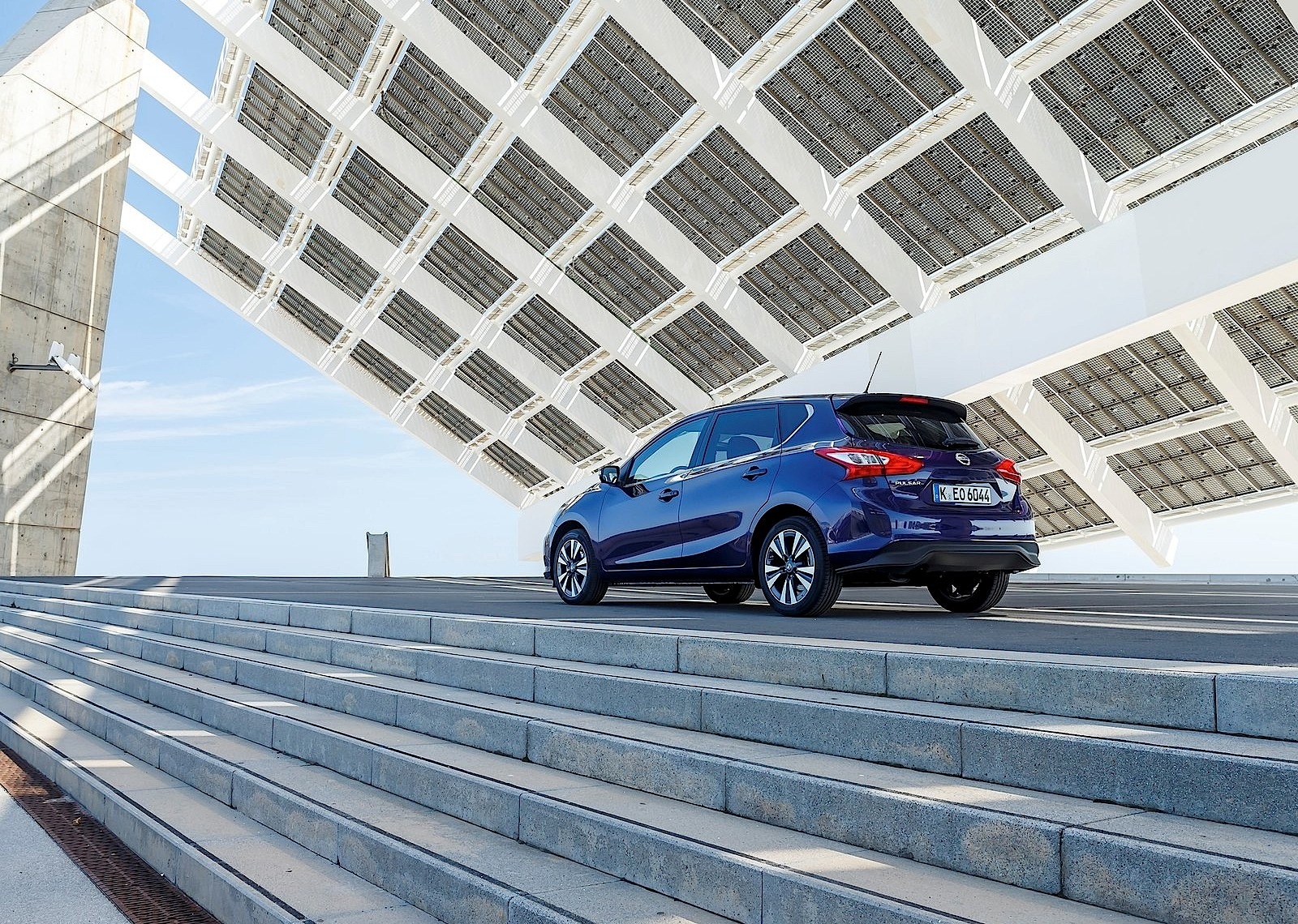 Nissan Almera / Pulsar 5 Doors photo 26