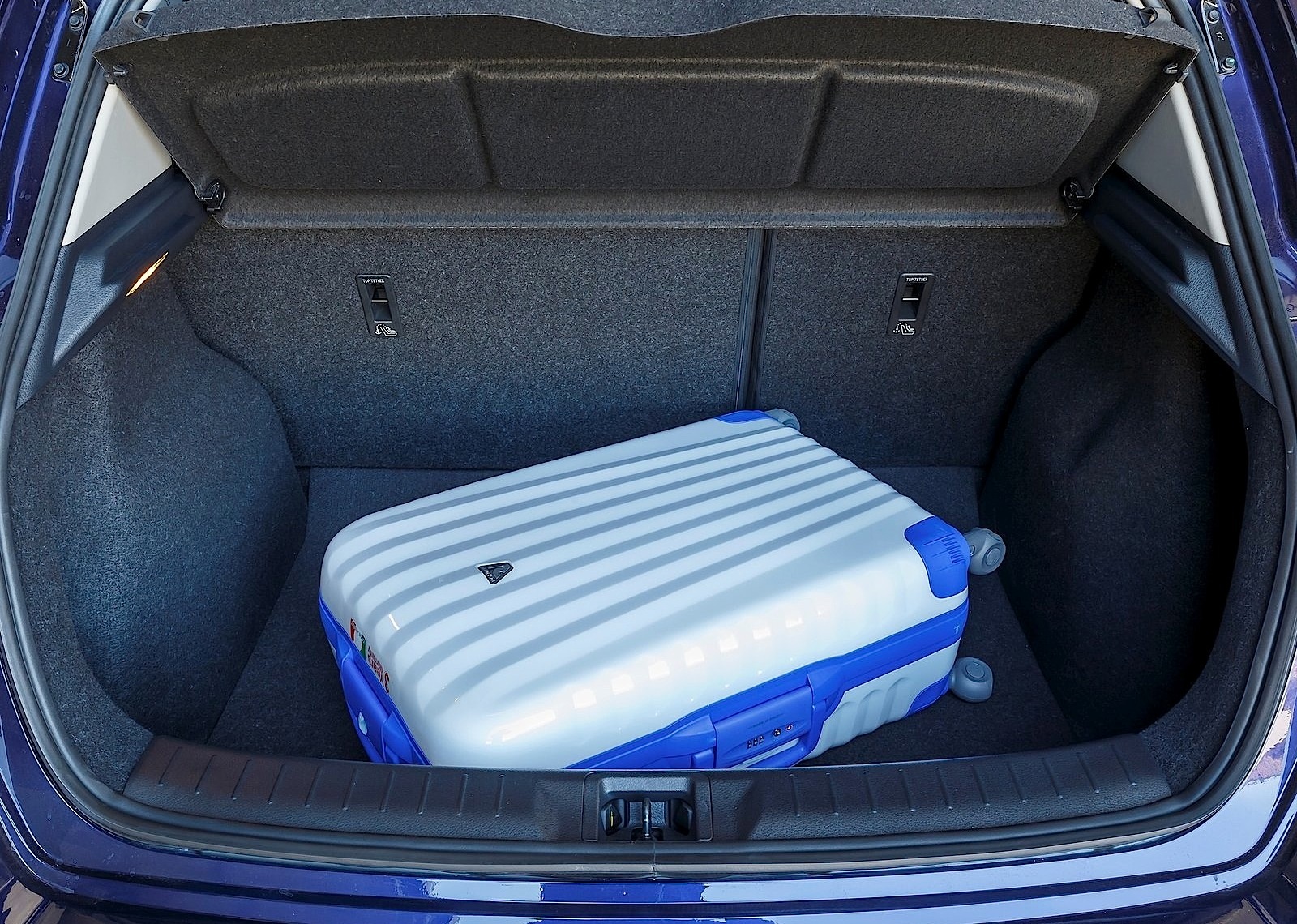 Nissan Almera / Pulsar 5 Doors photo 74