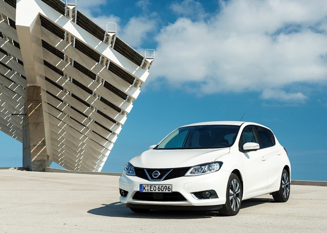 Nissan Almera / Pulsar 5 Doors photo 33
