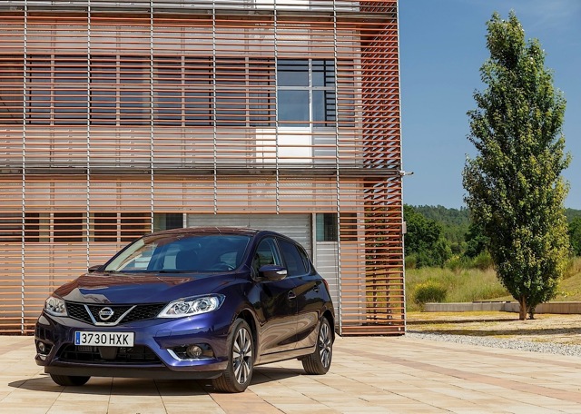 Nissan Almera / Pulsar 5 Doors photo 39