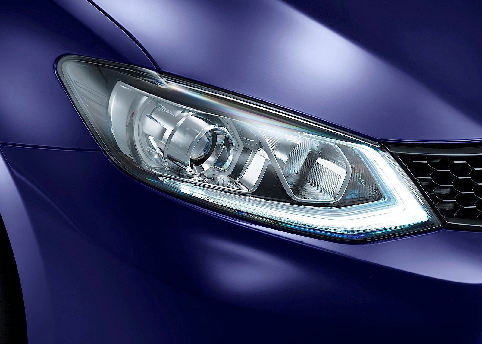 Nissan Almera / Pulsar 5 Doors photo 68