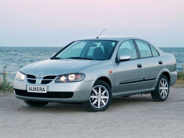 Nissan Almera / Pulsar Sedan foto 15
