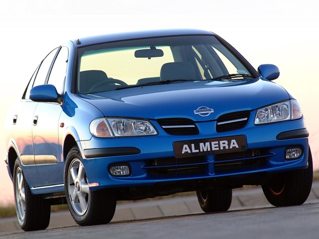 Nissan Almera / Pulsar Sedan foto 18
