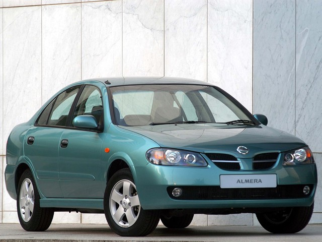 Nissan Almera / Pulsar Sedan foto 4