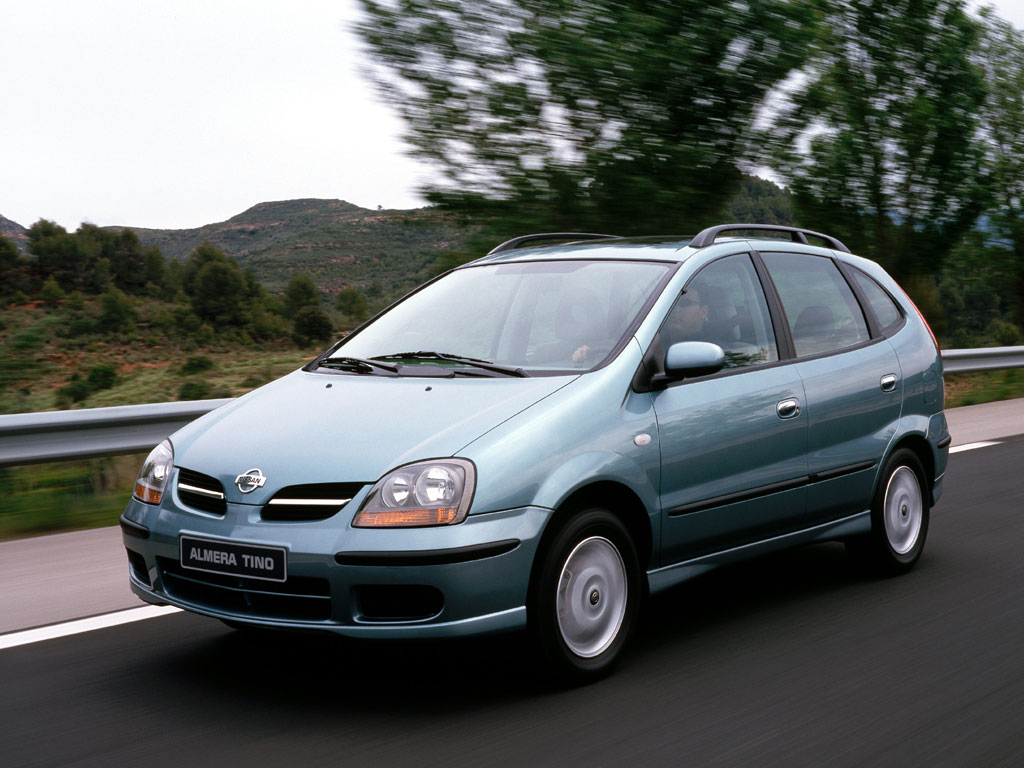 Nissan Almera Tino photo 14