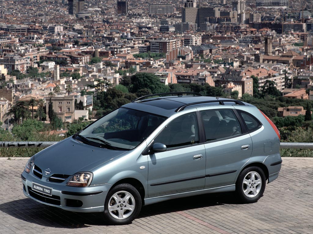Nissan Almera Tino photo 18