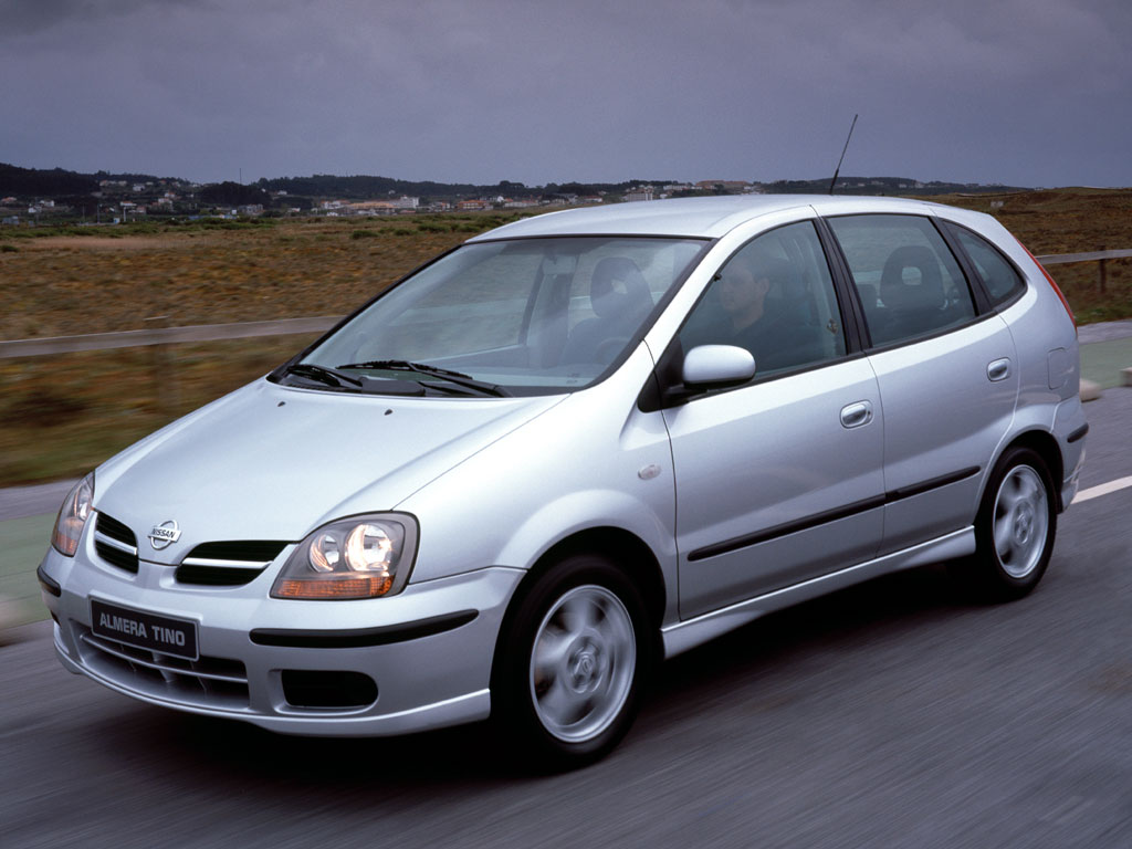 Nissan Almera Tino photo 19